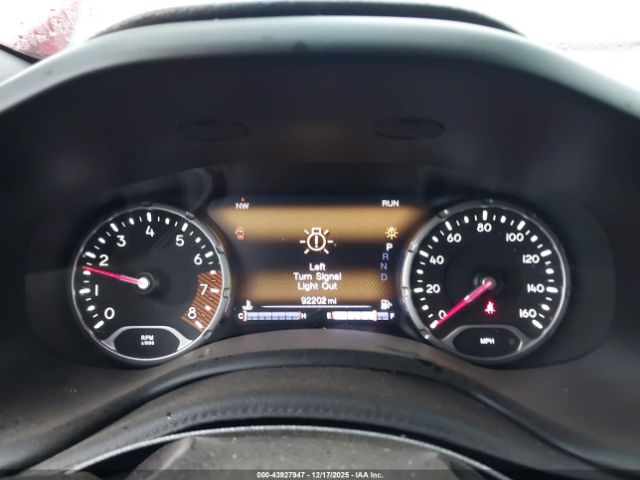 2020 JEEP RENEGADE ZACNJBC16LPL89483 Photo 6