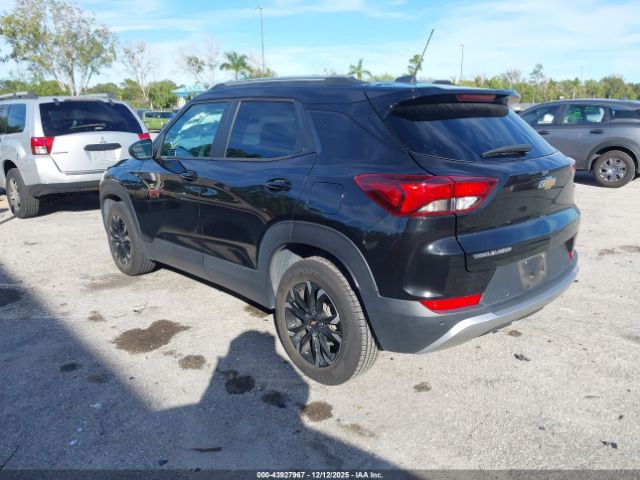 2022 CHEVROLET TRAILBLAZER KL79MPSL7NB064315 Photo 2
