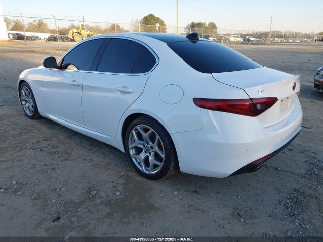 2018 ALFA ROMEO GIULIA ZARFAECN5J7580467 Photo 2