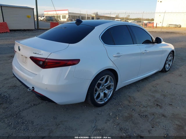 2018 ALFA ROMEO GIULIA ZARFAECN5J7580467 Photo 3