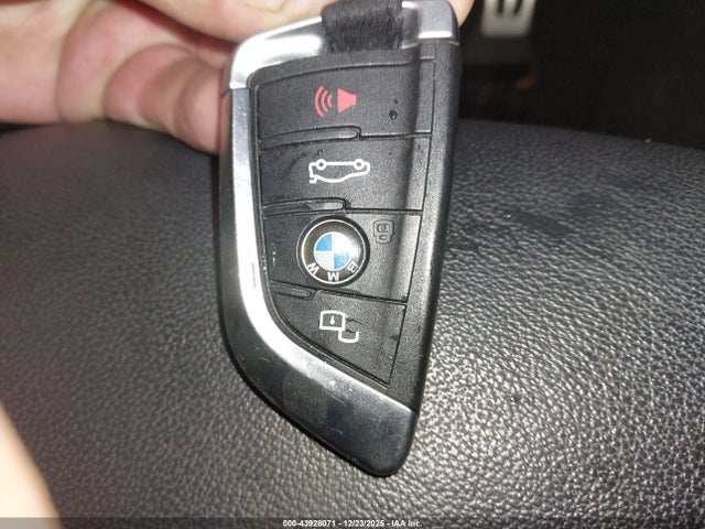 5YM13EC06R9V01625 BMW X3 M