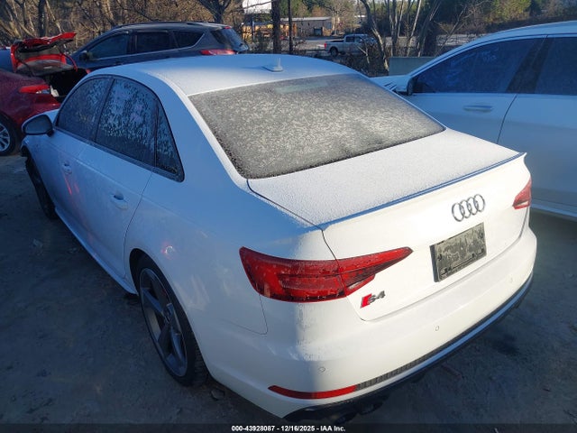 2018 AUDI S4 WAUB4AF49JA138710 Photo 2