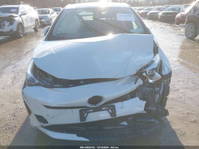 2017 TOYOTA PRIUS JTDKBRFUXH3036578 Photo 5