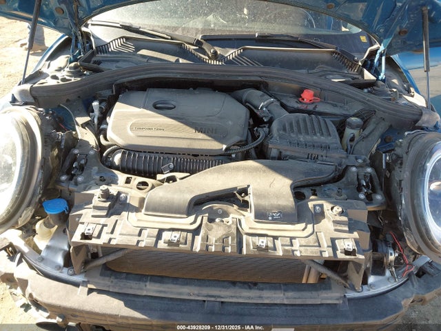 2022 MINI CLUBMAN WMWXJ1C01N2P75638 Photo 9