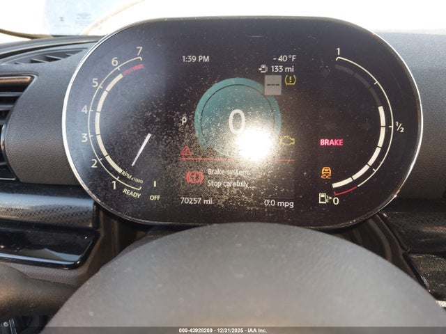 2022 MINI CLUBMAN WMWXJ1C01N2P75638 Photo 6