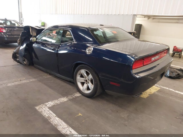 2013 DODGE CHALLENGER 2C3CDYAGXDH579256 Photo 2