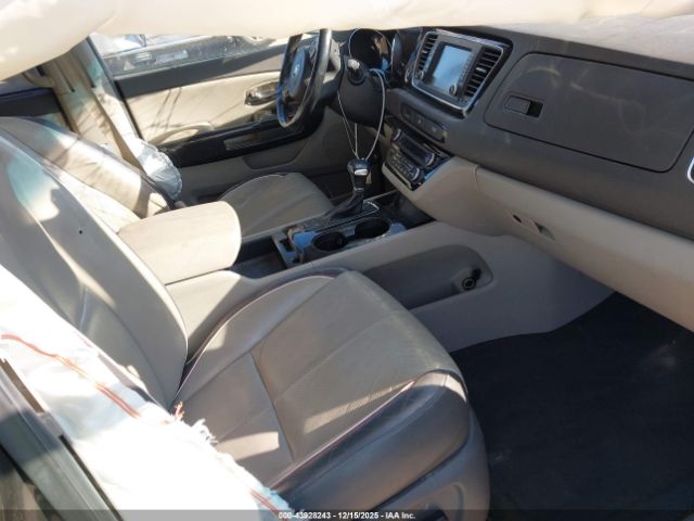 2018 KIA SEDONA KNDMC5C15J6376203 Photo 4