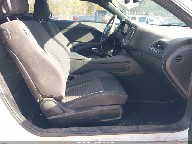 2019 DODGE CHALLENGER 2C3CDZAGXKH666626 Photo 4