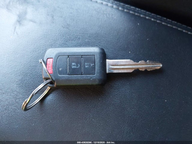 Продаж на аукціоні авто 2020 Mitsubishi Outlander Es 2.4, vin: JA4AD2A39LZ015667, номер лоту: 43928266