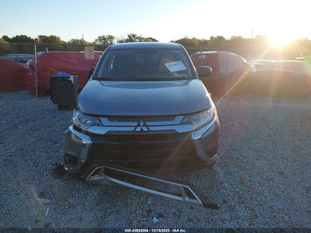 Продаж на аукціоні авто 2020 Mitsubishi Outlander Es 2.4, vin: JA4AD2A39LZ015667, номер лоту: 43928266
