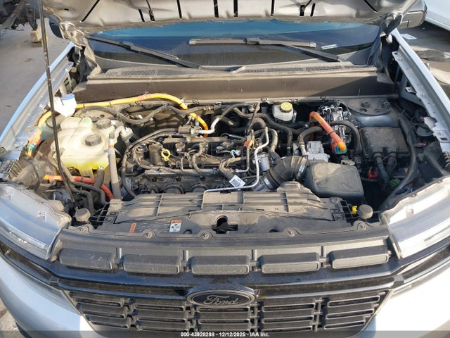 3FTTW8E38PRA95981 Ford Maverick Lariat