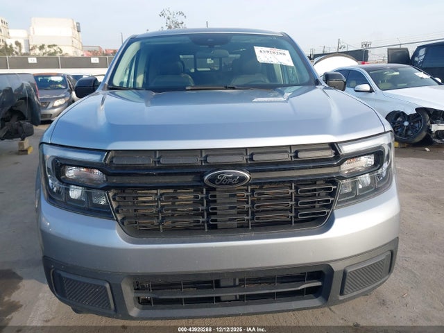3FTTW8E38PRA95981 Ford Maverick Lariat