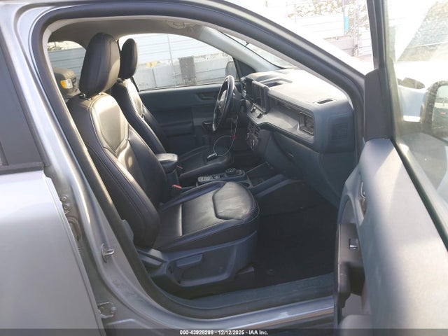 3FTTW8E38PRA95981 Ford Maverick Lariat