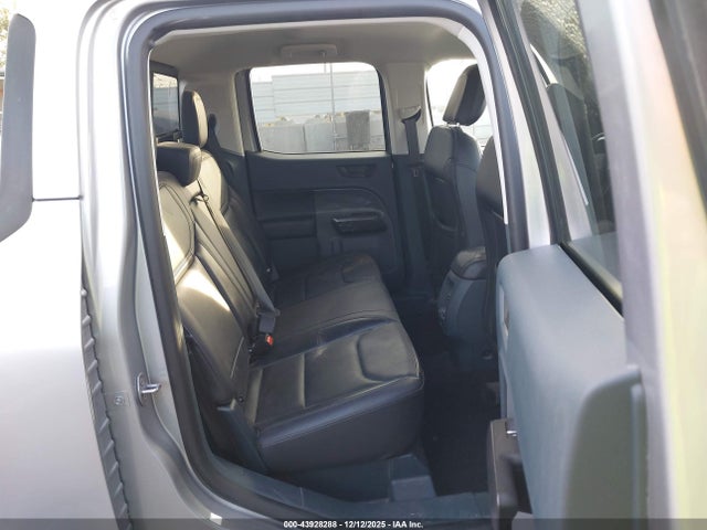 3FTTW8E38PRA95981 Ford Maverick Lariat