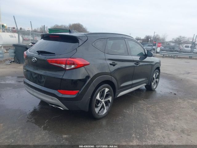 2018 HYUNDAI TUCSON KM8J33A22JU681975 Photo 3