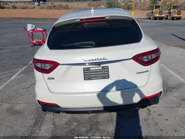 Maserati Levante S Gransport 2020 ZN661YUSXLX355057 Image 17