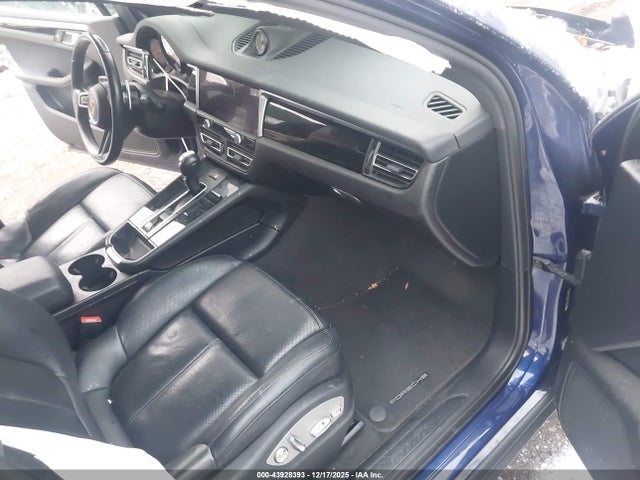 2023 PORSCHE MACAN WP1AA2A59PLB09748 Photo 4