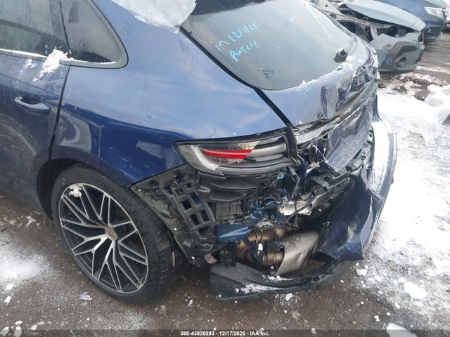 2023 PORSCHE MACAN WP1AA2A59PLB09748 Photo 5