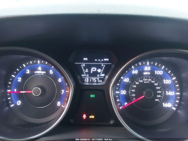5NPDH4AE4FH607011 Hyundai ELANTRA SE