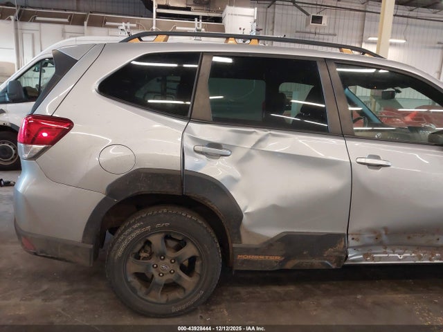 JF2SKAMCXNH404978 Subaru Forester Wilderness