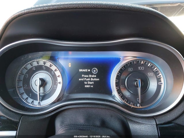 2022 Chrysler 300 S მანქანა იყიდება აუქციონზე, vin: 2C3CCABG5NH154487, აუქციონის ნომერი: 43928448