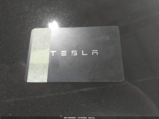 2025 TESLA MODEL 3 5YJ3E1EA0SF030030 Photo 10