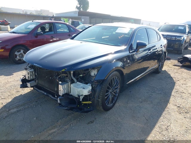 Lexus LS 460 2017 JTHBL5EF6H5146717 Image 2