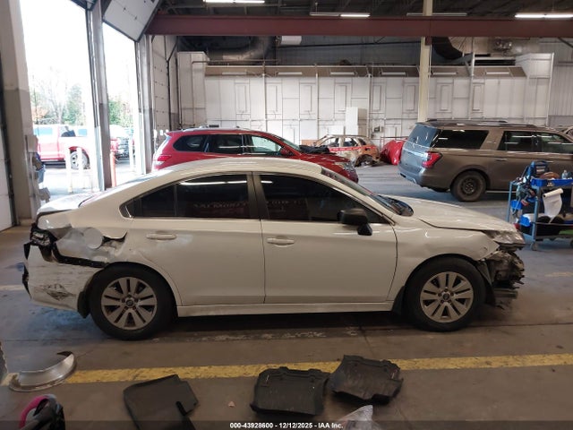 Subaru Legacy 2.5i 2015 4S3BNAA64F3011559 Image 14