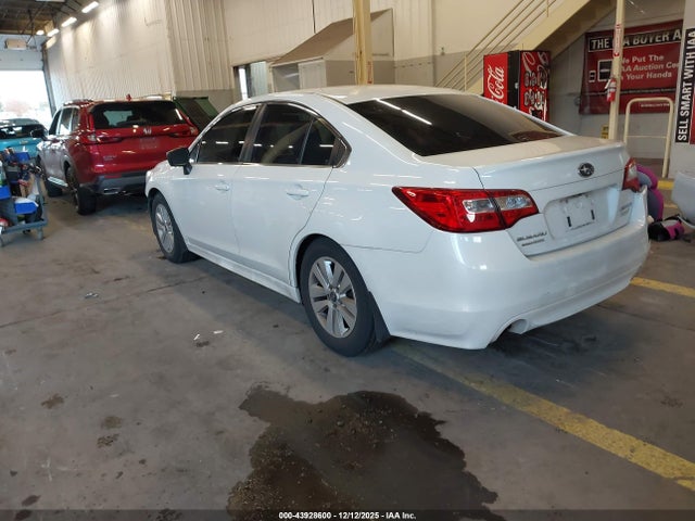 Subaru Legacy 2.5i 2015 4S3BNAA64F3011559 Image 3