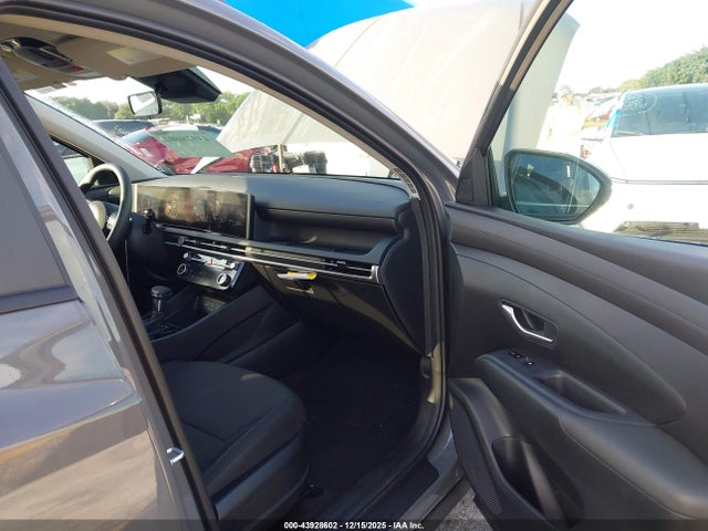 43928602 :رقم المزاد ، 5NMJB3DE0TH648979 vin ، 2026 Hyundai Tucson Sel مزاد بيع