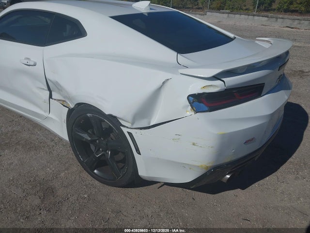 2018 CHEVROLET CAMARO 1G1FG1R79J0171075 Photo 5