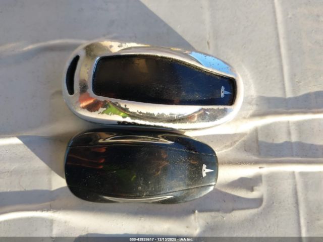 2014 TESLA MODEL S 5YJSA1H16EFP36524 Photo 10