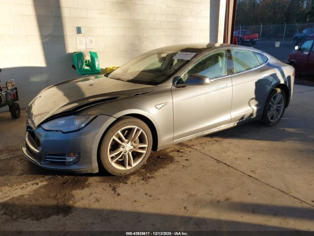 2014 TESLA MODEL S 5YJSA1H16EFP36524 Photo 1
