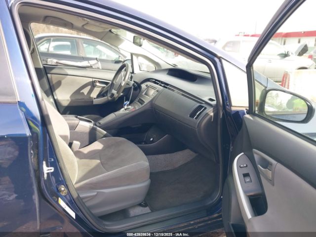 2014 TOYOTA PRIUS JTDKN3DU8E0389261 Photo 4