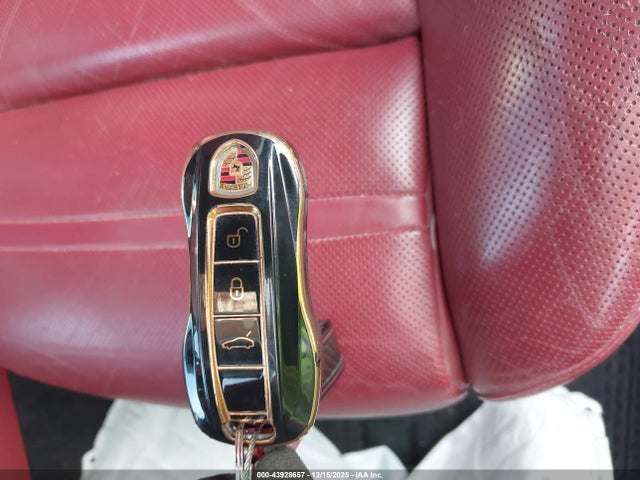 2019 PORSCHE CAYENNE WP1AF2AY0KDA80428 Photo 10