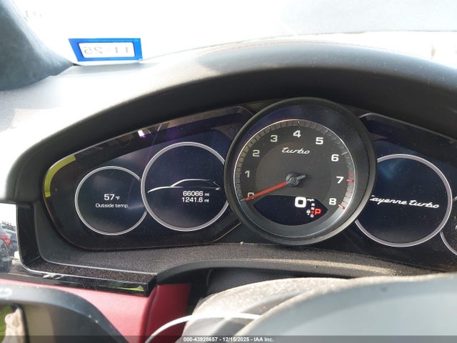 2019 PORSCHE CAYENNE WP1AF2AY0KDA80428 Photo 6