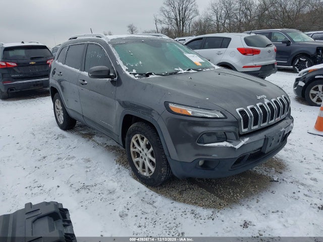 Продаж на аукціоні авто 2014 Jeep Cherokee Latitude, vin: 1C4PJMCS1EW138201, номер лоту: 43928714