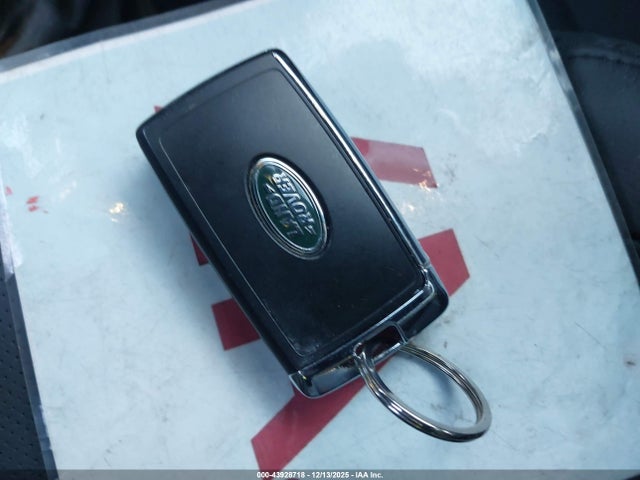 SALYL2EX9TA819902 Land Rover Range Rover Velar P250 Dynamic Se