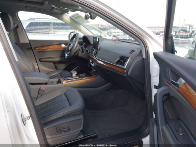 2024 AUDI Q5 WA1ABAFY3R2017310 Photo 4