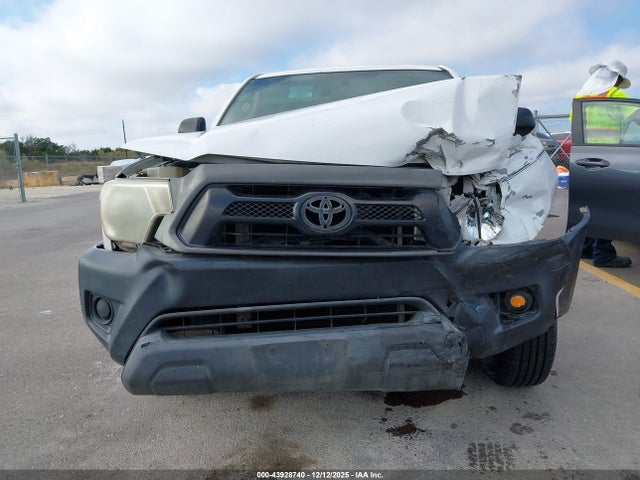 5TFNX4CN6EX033051 Toyota Tacoma