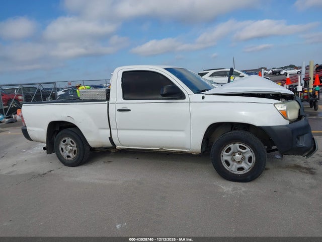 5TFNX4CN6EX033051 Toyota Tacoma