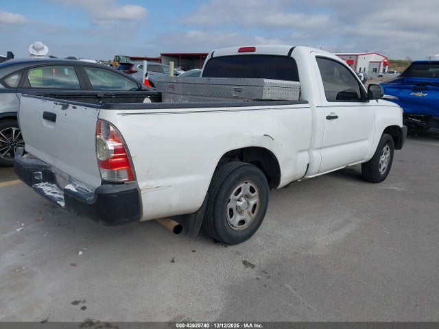 5TFNX4CN6EX033051 Toyota Tacoma