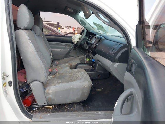 5TFNX4CN6EX033051 Toyota Tacoma
