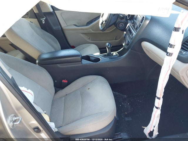 5XXGM4A70EG273984 KIA Optima Lx
