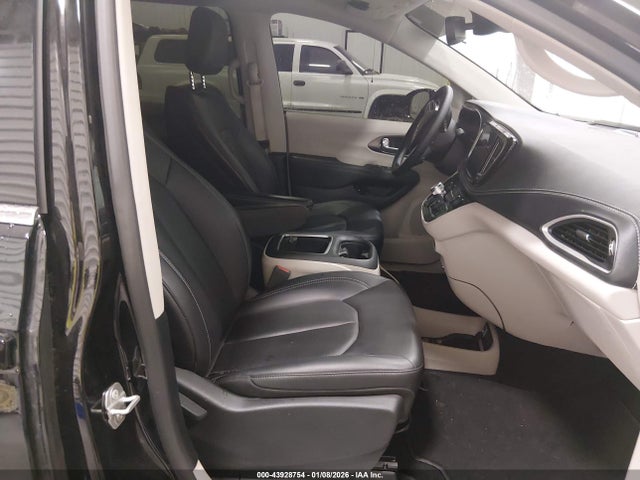 Продаж на аукціоні авто 2024 Chrysler Pacifica Hybrid Select, vin: 2C4RC1S73RR193195, номер лоту: 43928754