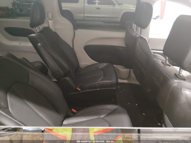 Продаж на аукціоні авто 2024 Chrysler Pacifica Hybrid Select, vin: 2C4RC1S73RR193195, номер лоту: 43928754