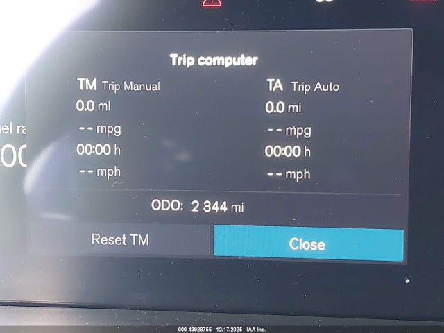 Volvo Xc40 B5 Core Bright Theme 2025 YV4L12UJ2S2591025 Image 15