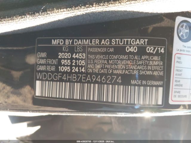 2014 MERCEDES-BENZ C 250 WDDGF4HB7EA946274 Photo 8