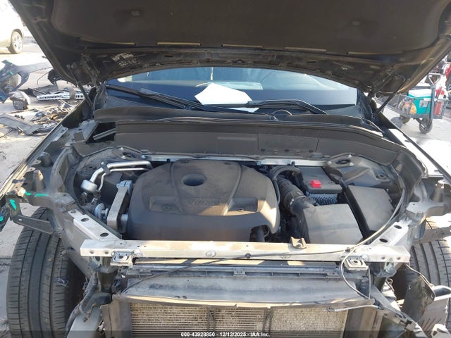 YV4A22PK3J1391090 Volvo Xc90 T6 Momentum