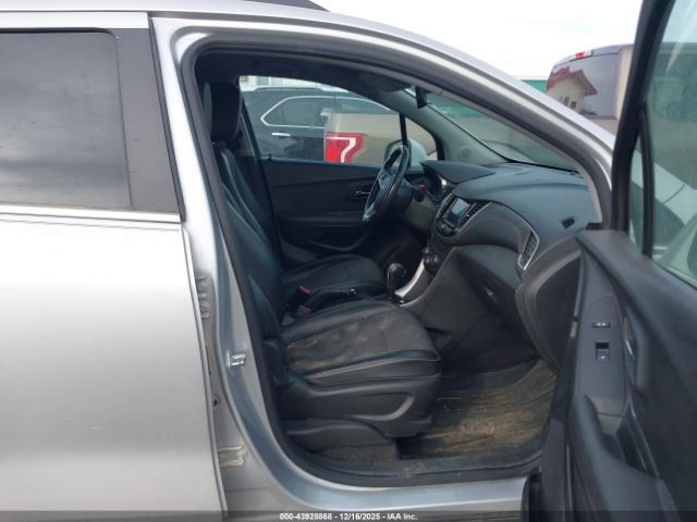 2020 CHEVROLET TRAX KL7CJPSB0LB028050 Photo 4